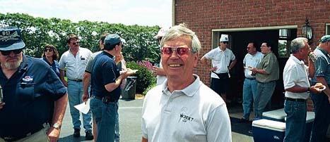 Img069.jpg (35718 bytes)